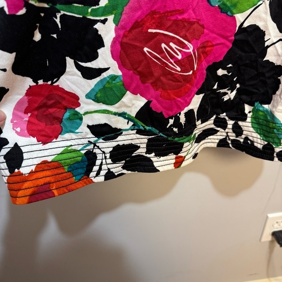 B. Smart Multicolor Floral Dress. Size 10 - Picture 8 of 14